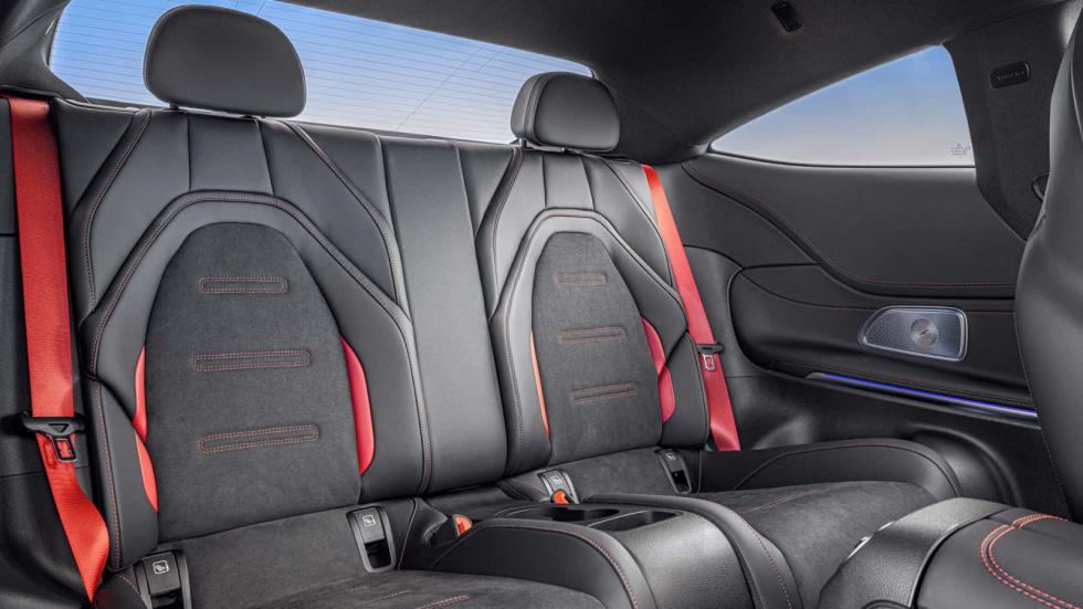 Η νέα Mercedes-AMG CLE 53 Coupe έφτασε με 449 ίππους 